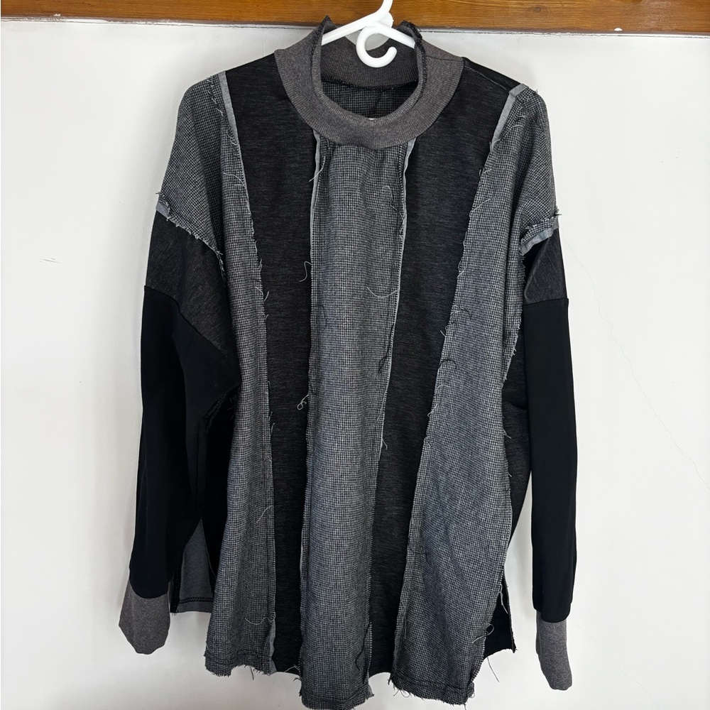 Women’s Oversized Black and Gray Shirt